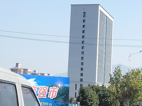 湖南郴州：廈蓉高速公路赤石特大橋即将通車
